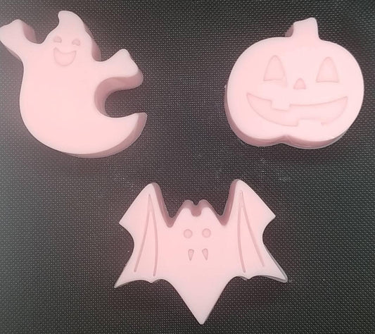 Free USA Shipping 3 Halloween Soy Wax Melts (Choose your scent)